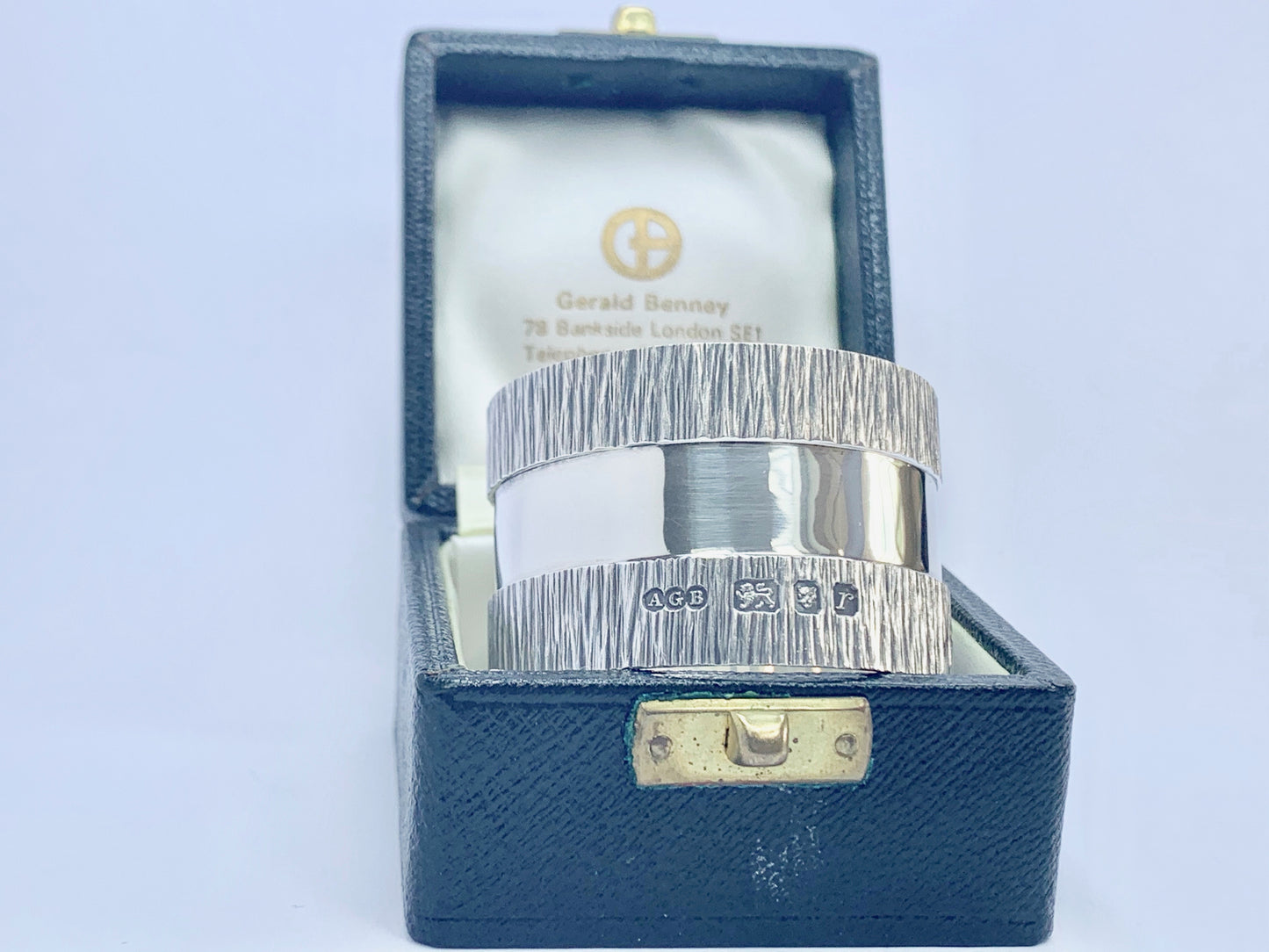 gerald-benney-solid-silver-napkin-ring