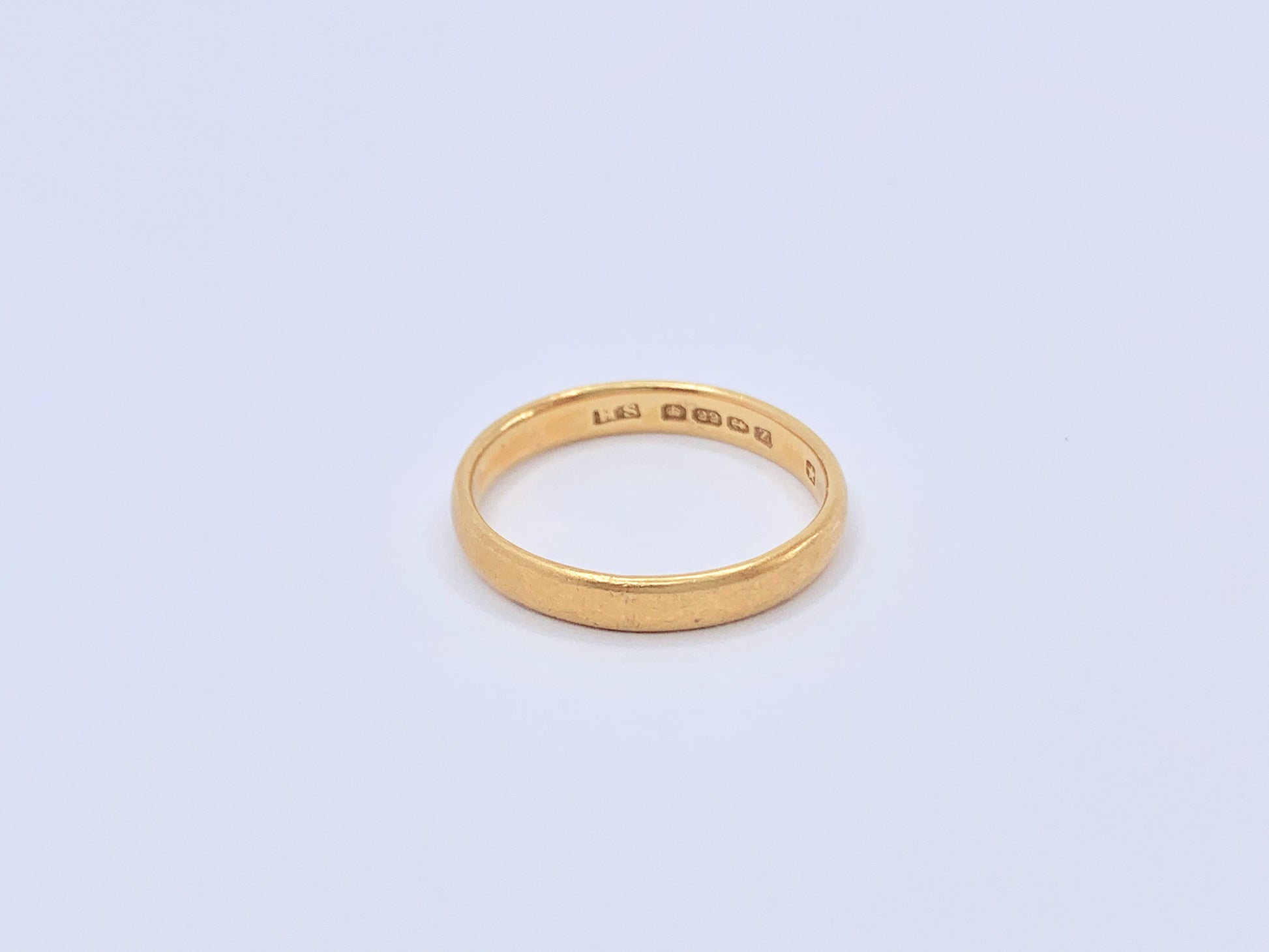 22ct-antique-gold-wedding-band