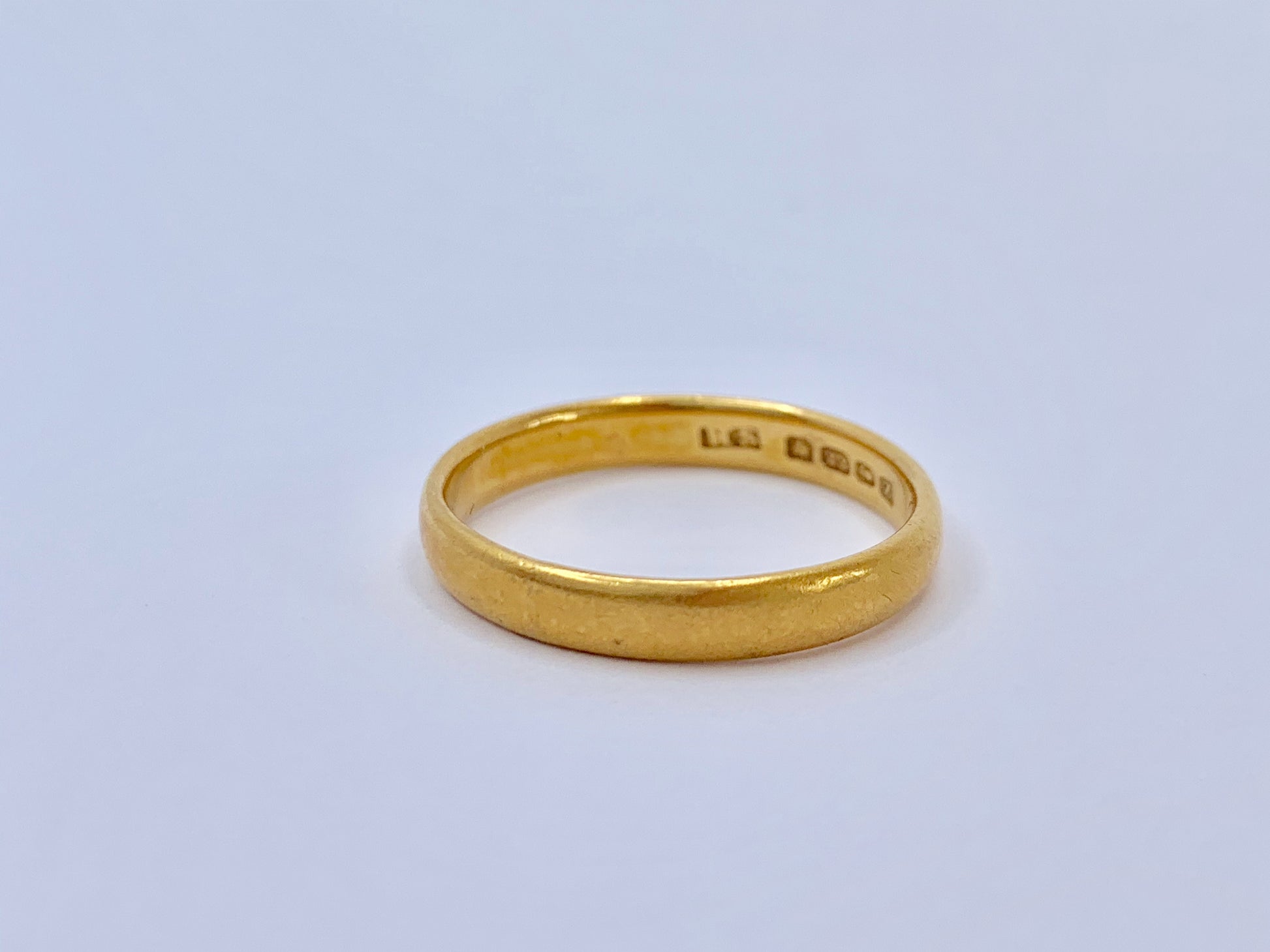 22ct-antique-gold-wedding-band