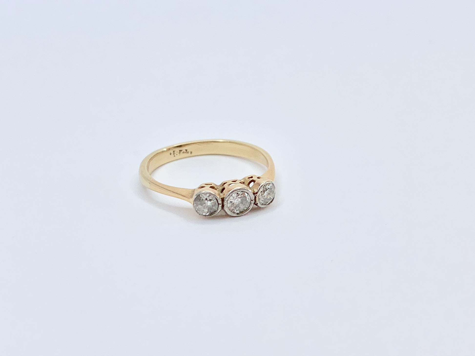 edwardian-18ct-gold-diamond-engagement-ring