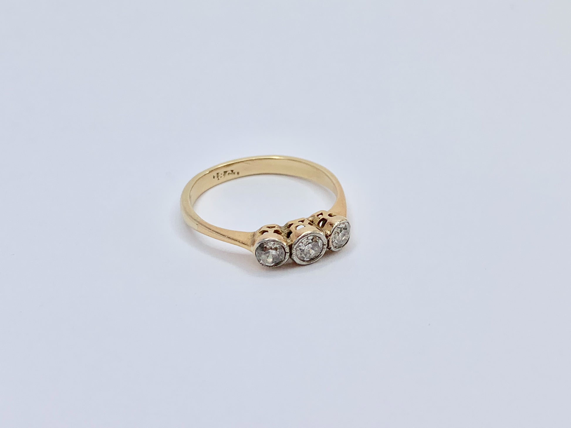 edwardian-18ct-gold-diamond-engagement-ring