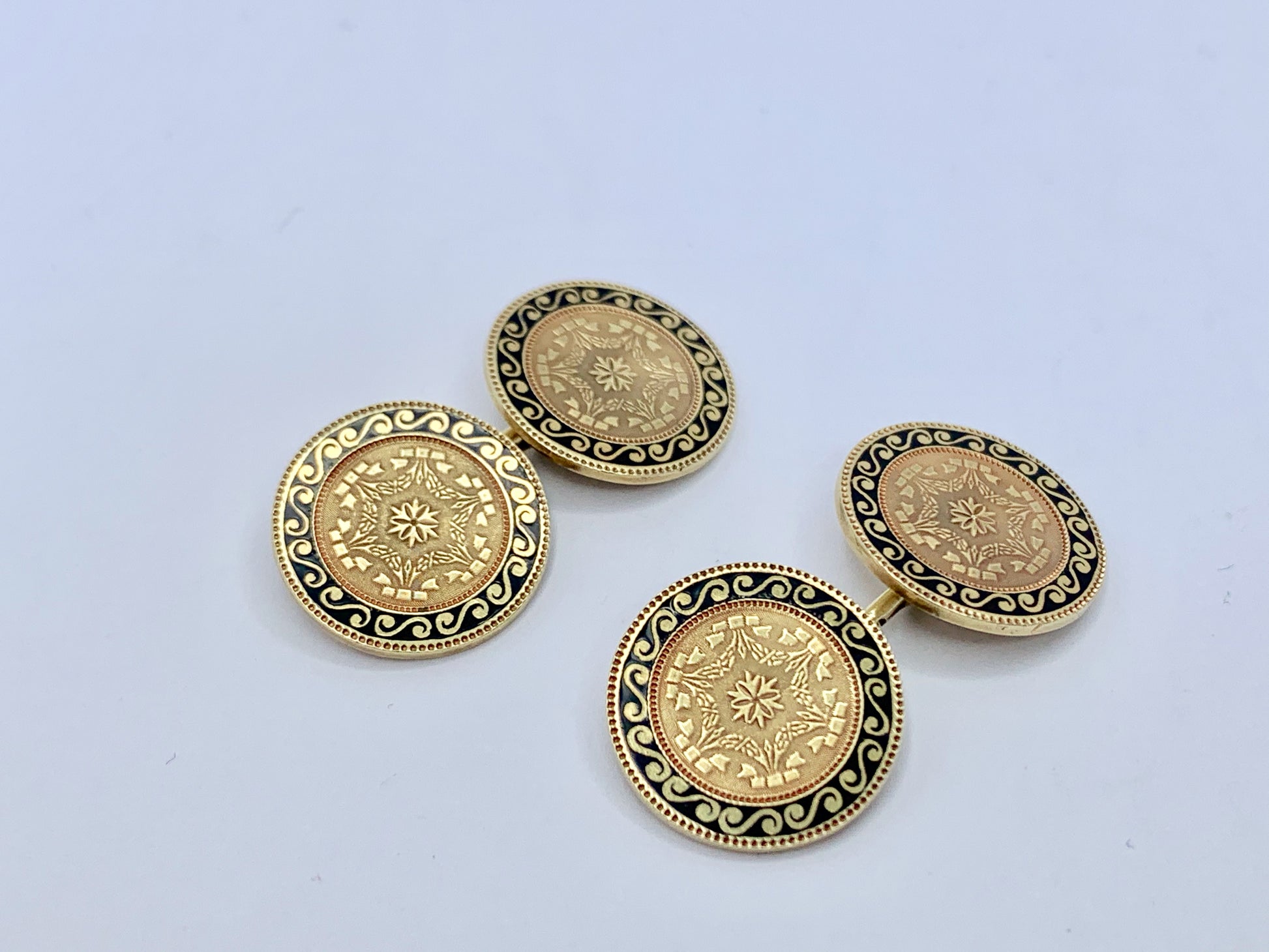 14ct-antique-gold-enamel-cufflinks