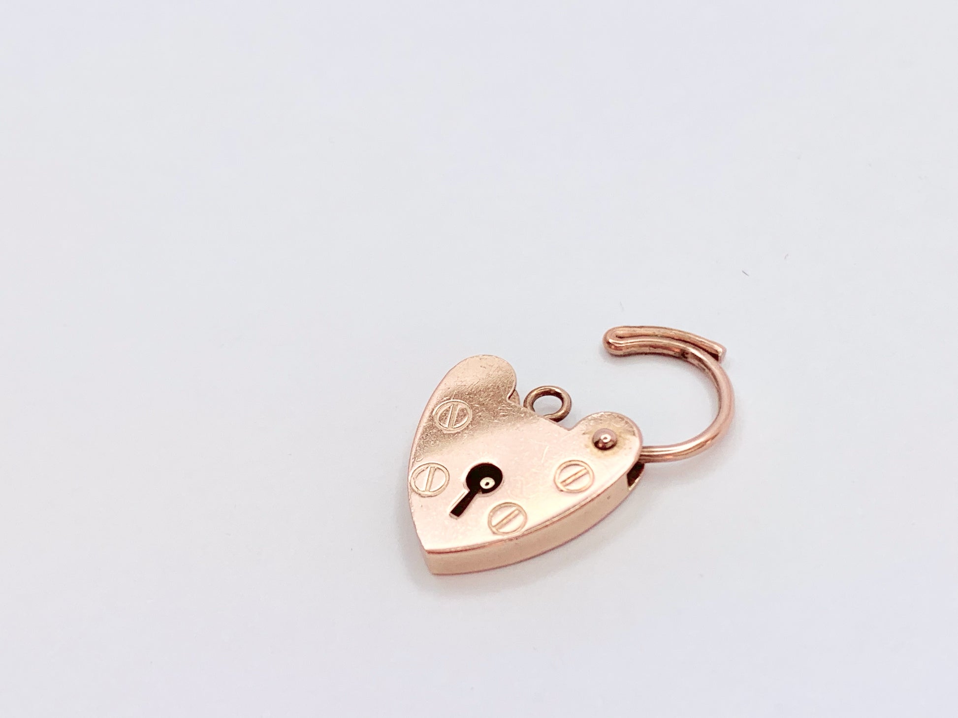 9ct-gold-heart-lock-charm