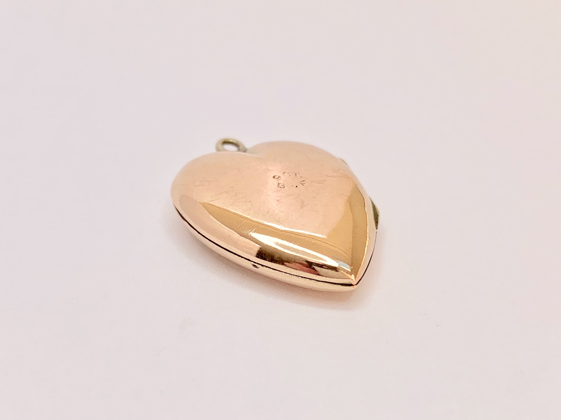 9ct-antique-art-deco-heart-locket