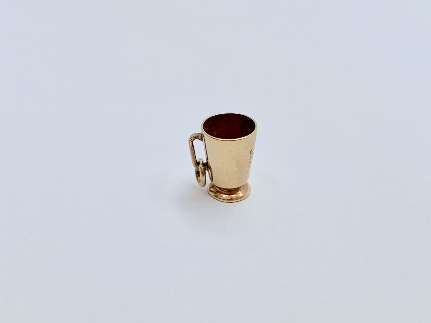 vintage-9ct-gold-charm