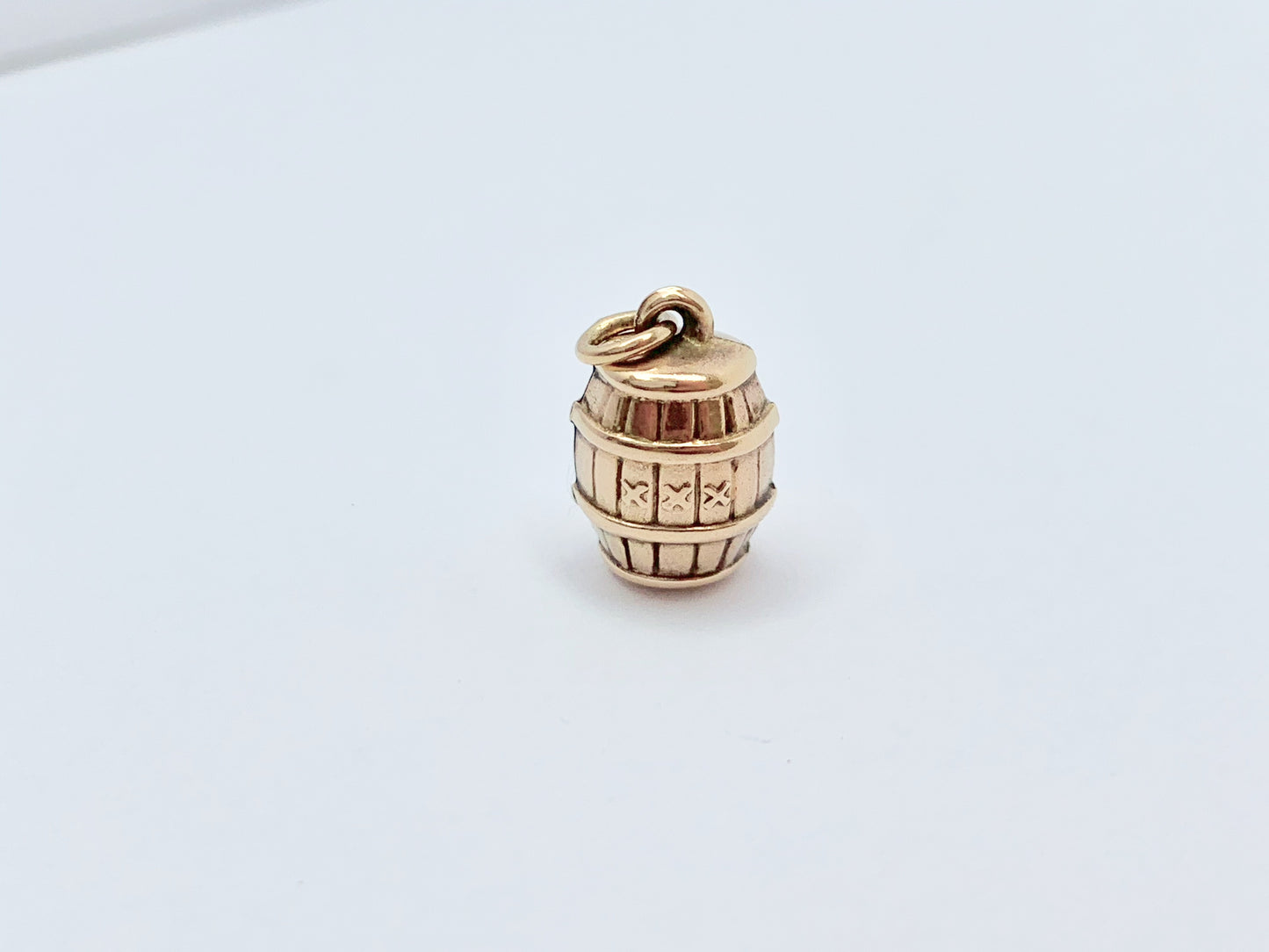 vintage-9ct-gold-charm-1