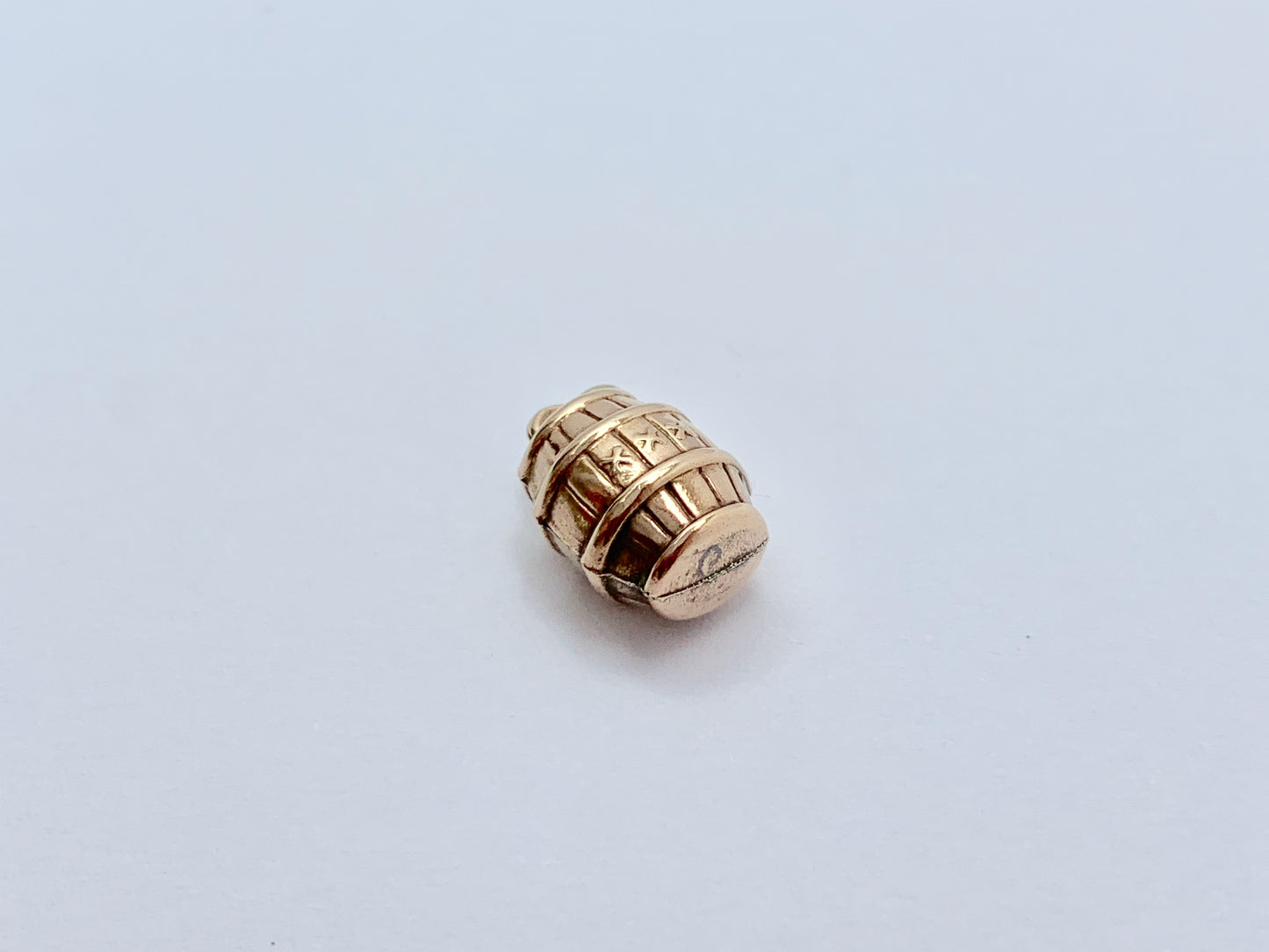 vintage-9ct-gold-charm-1
