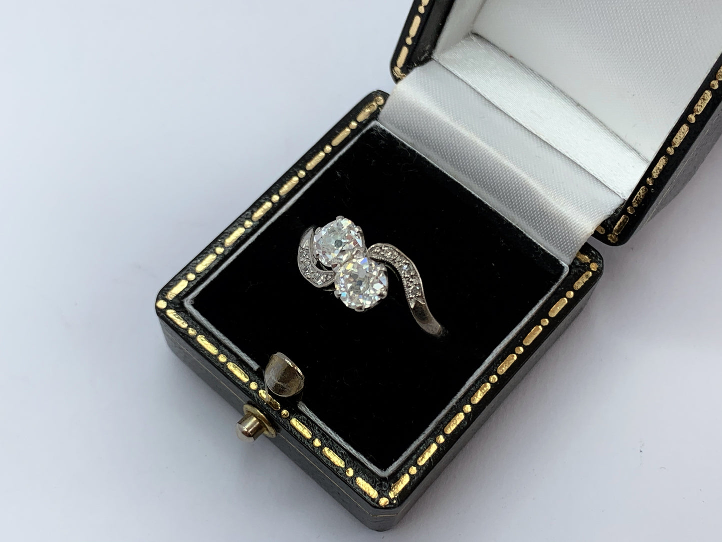 antique-art-deco-platinum-diamond-ring-1ct