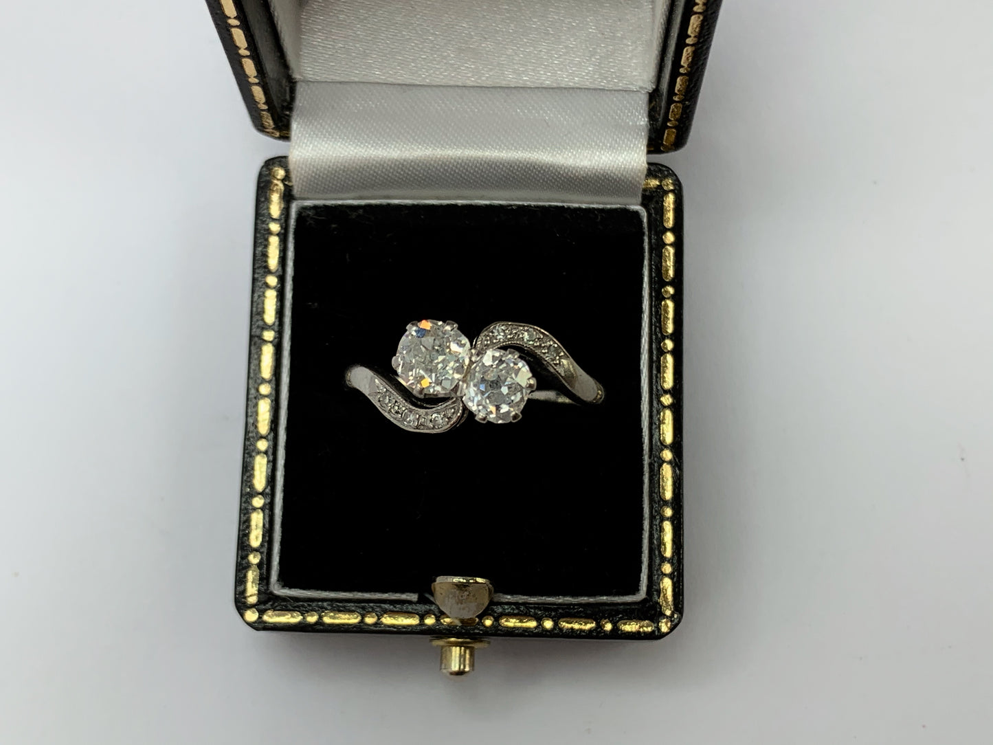 antique-art-deco-platinum-diamond-ring-1ct