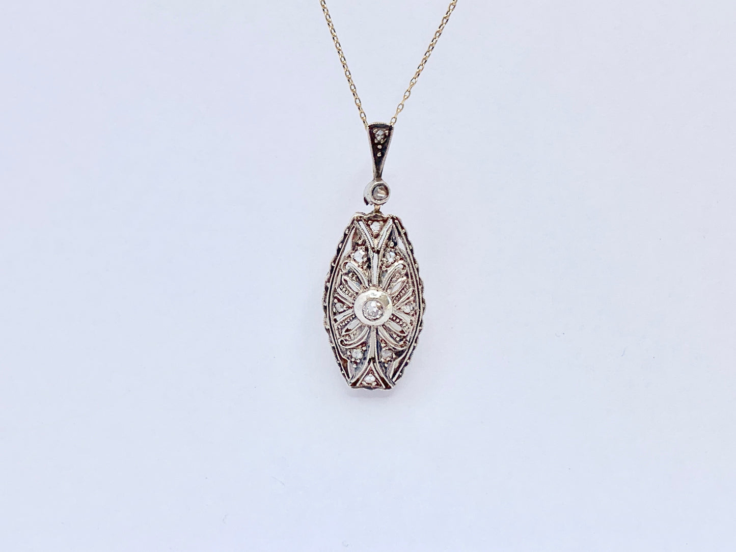 antique-art-deco-14ct-gold-platinum-and-diamond-necklace