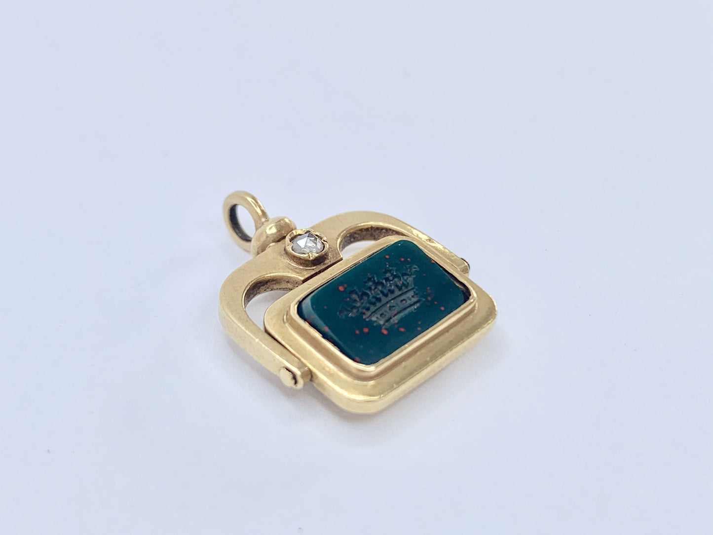 antique-bloodstone-diamond-intaglio-fob