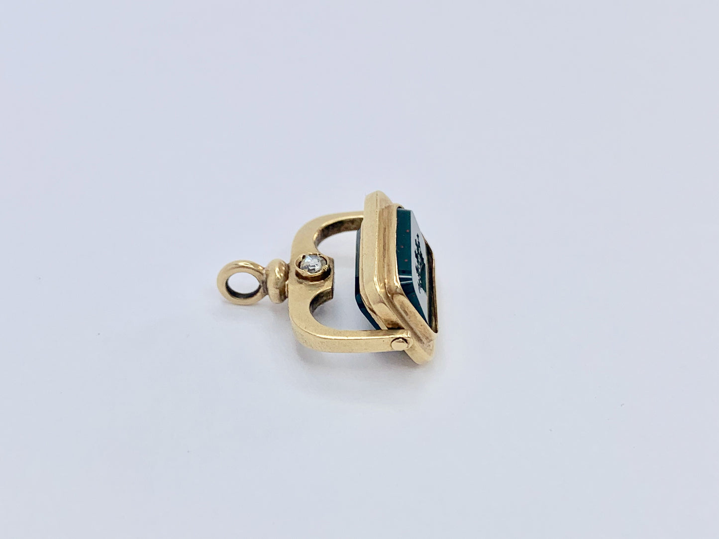 antique-bloodstone-diamond-intaglio-fob