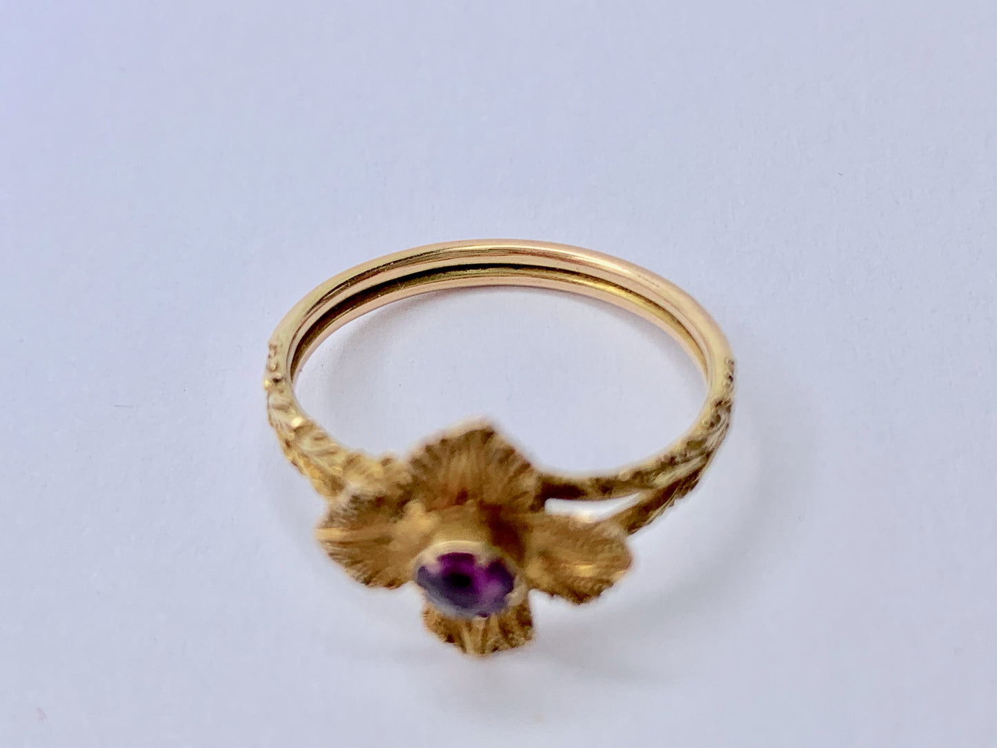 antique-victorian-18ct-gold-amethyst-ring