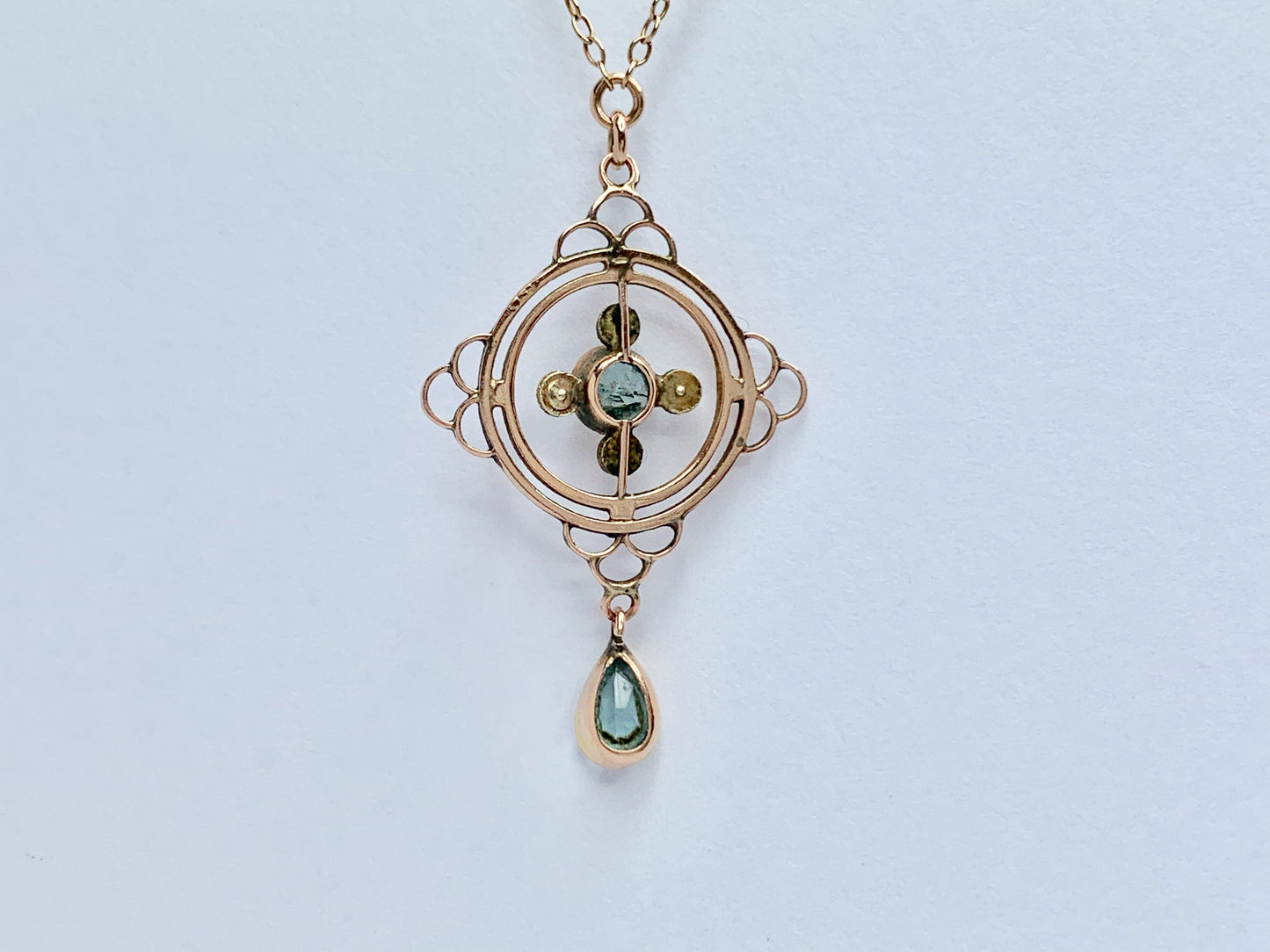 edwardian-gold-seed-pearl-and-topaz