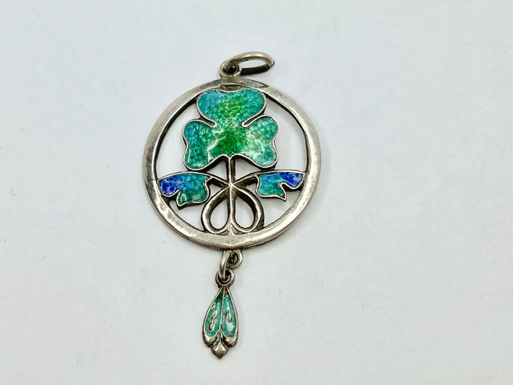 edwardian-silver-and-enamel-clover-pendant