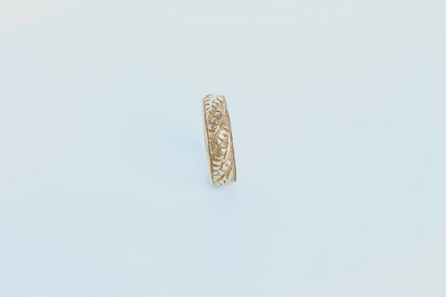 antique-victorian-floral-18ct-gold-ring-1879