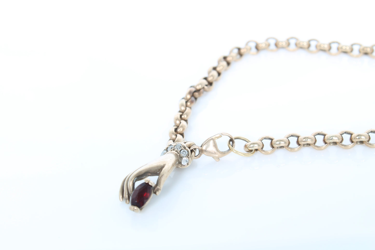 vintage-9ct-gold-bracelet-with-georgian-style-hand