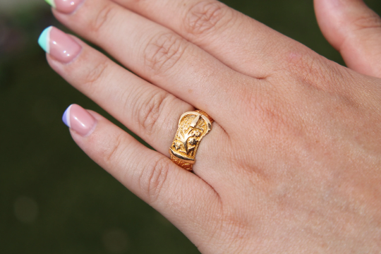 edwardian-18ct-gold-decorative-floral-buckle-ring-1903
