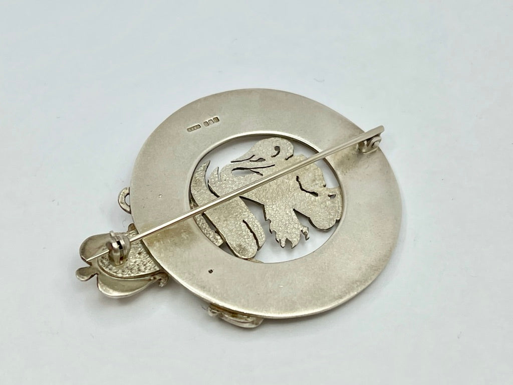 silver-clan-brooch-demi-lion