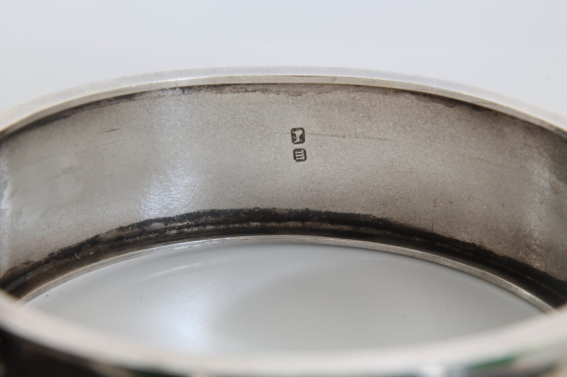 antique-victorian-decorative-silver-buckle-bangle