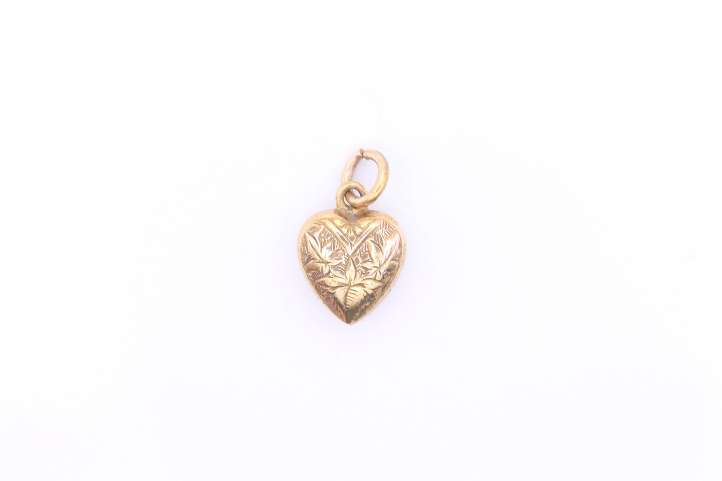 antique-victorian-15ct-gold-engraved-heart-charm-pendant