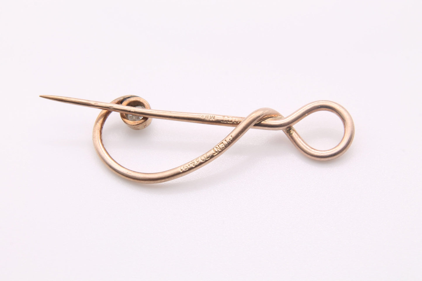 Murrle Bennett 9ct Gold & Diamond Victorian Pin/Brooch