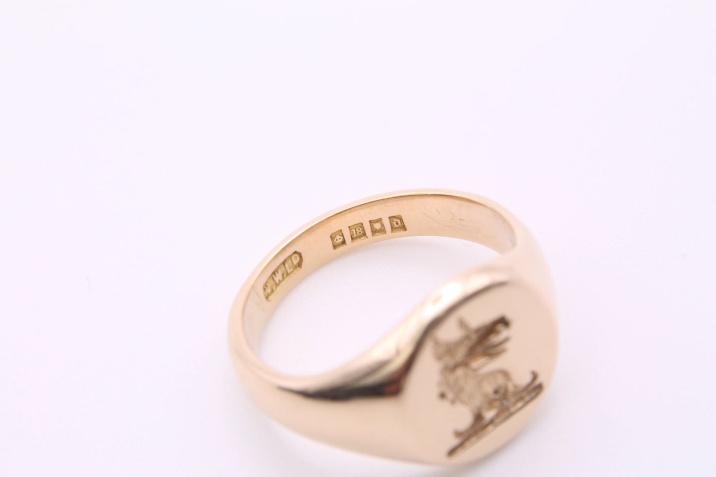 antique-18ct-rose-gold-intaglio-signet-ring-griffin-crest-1919