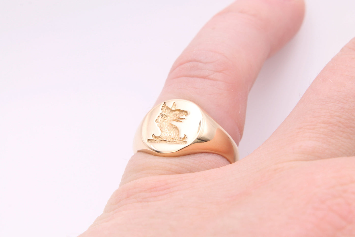 antique-18ct-rose-gold-intaglio-signet-ring-griffin-crest-1919