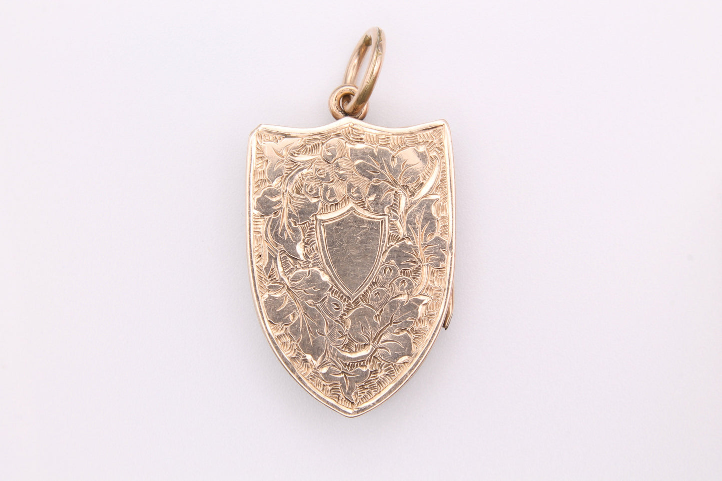 antique-victorian-9ct-gold-and-carnelian-shield-shaped-locket