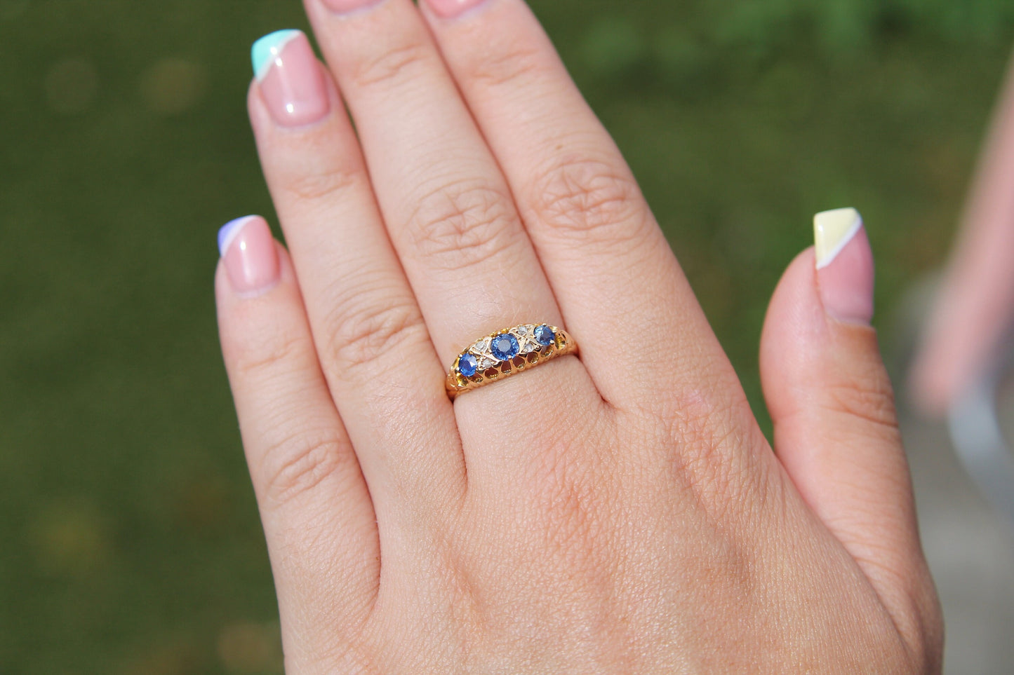 antique-edwardian-18ct-gold-diamond-and-sapphire-ring