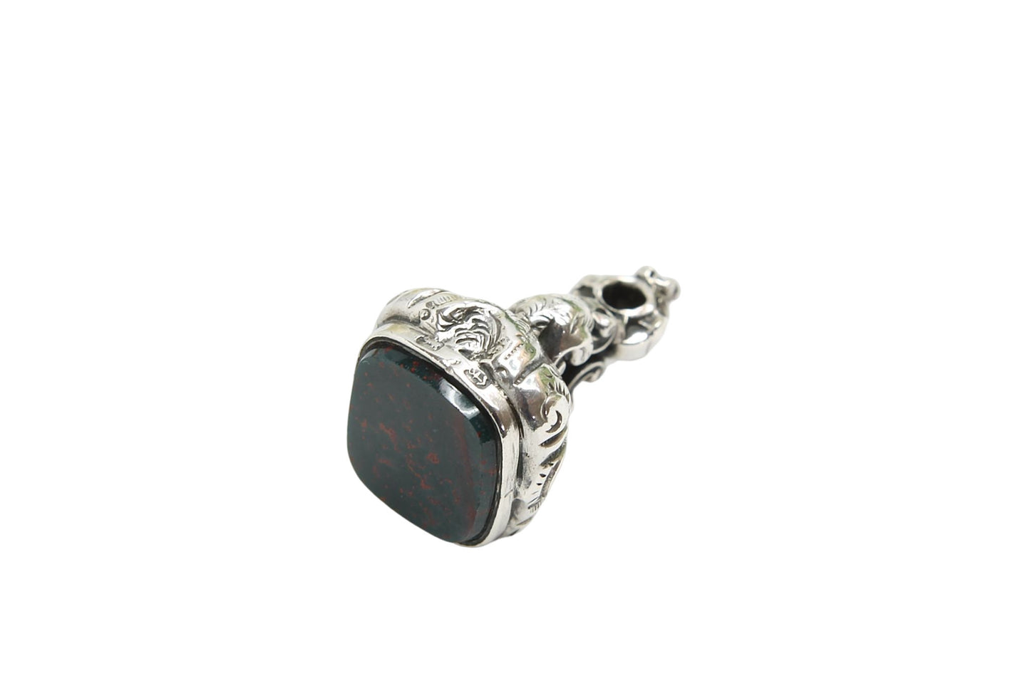 antique-victorian-sterling-silver-bloodstone-decorative-pendant