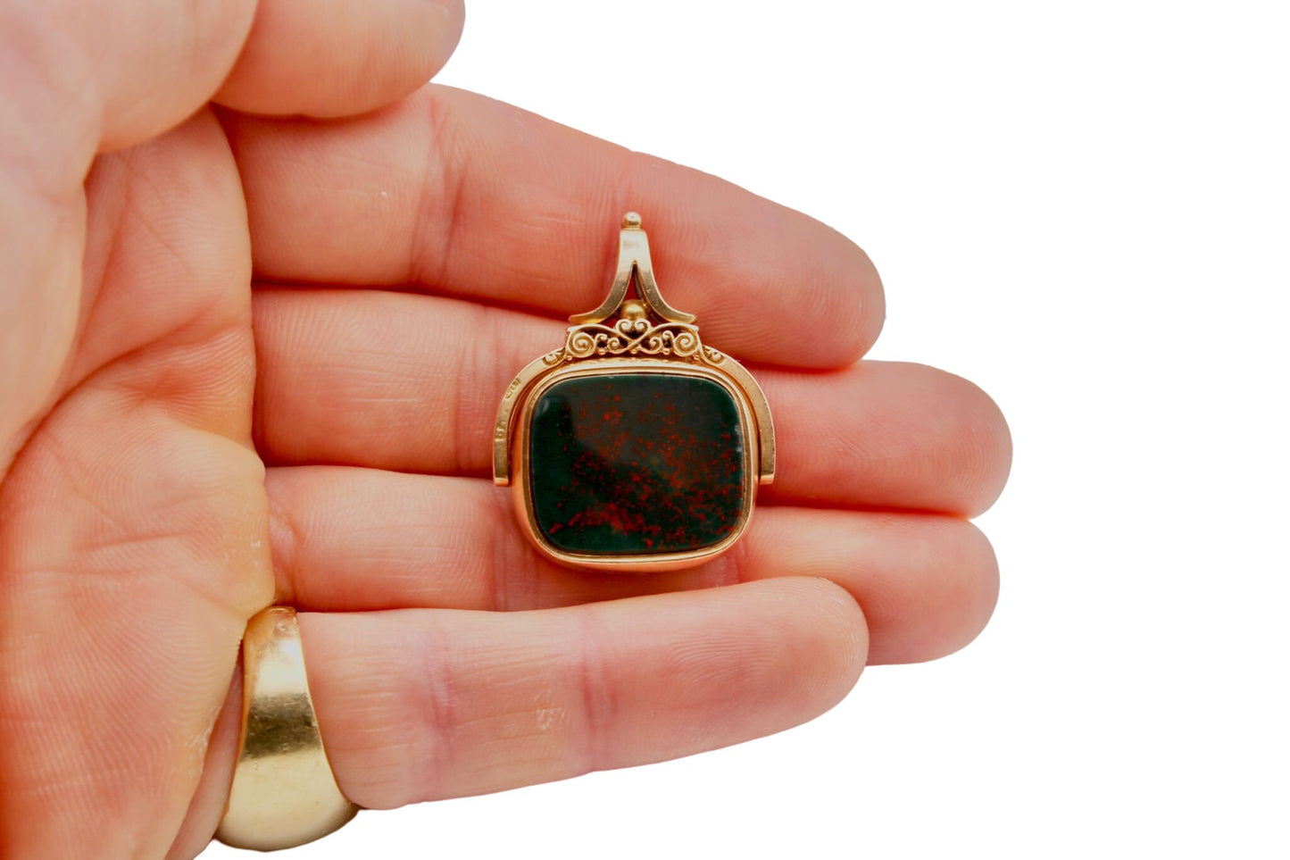 antique-victorian-18ct-gold-bloodstone-carnelian-spinner-fob