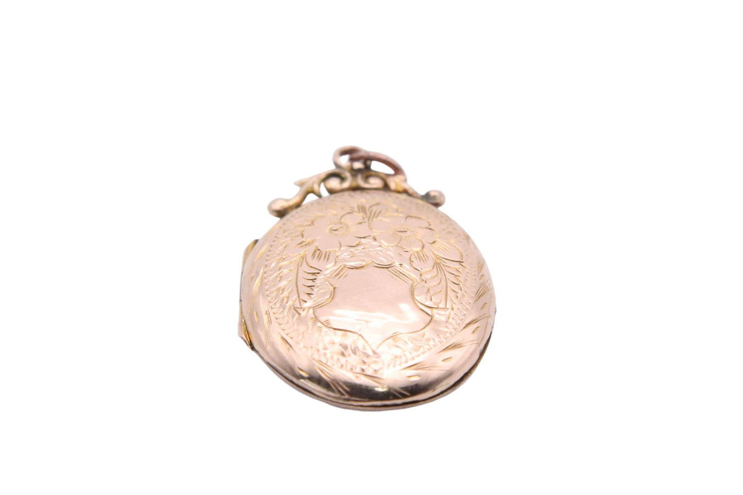 antique-9ct-gold-foliate-locket