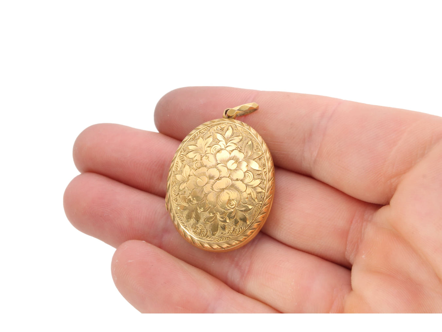antique-victorian-9ct-gold-back-front-forget-me-not-decorative-locket