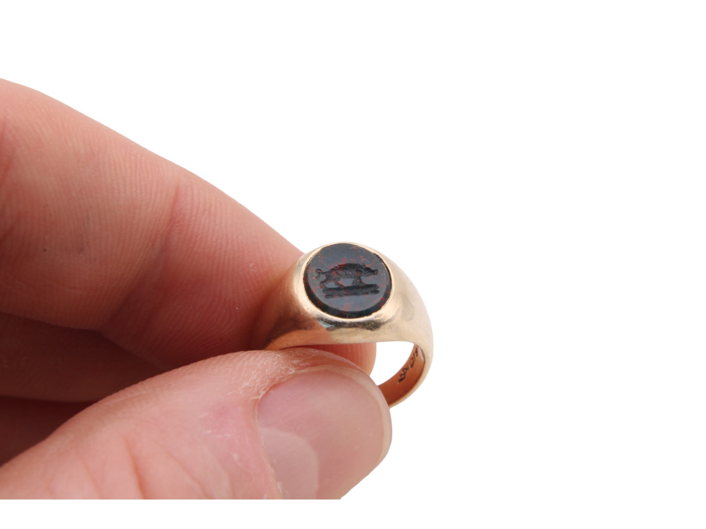Antique 10ct Gold Bloodstone Intaglio Signet Ring Boar Crest