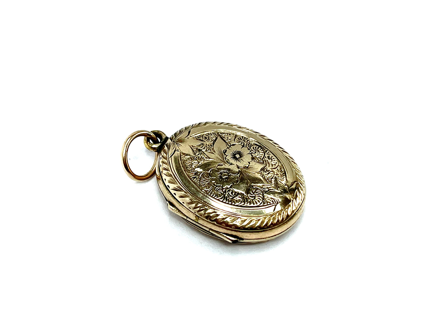 antique-victorian-9ct-gold-locket-c-1880