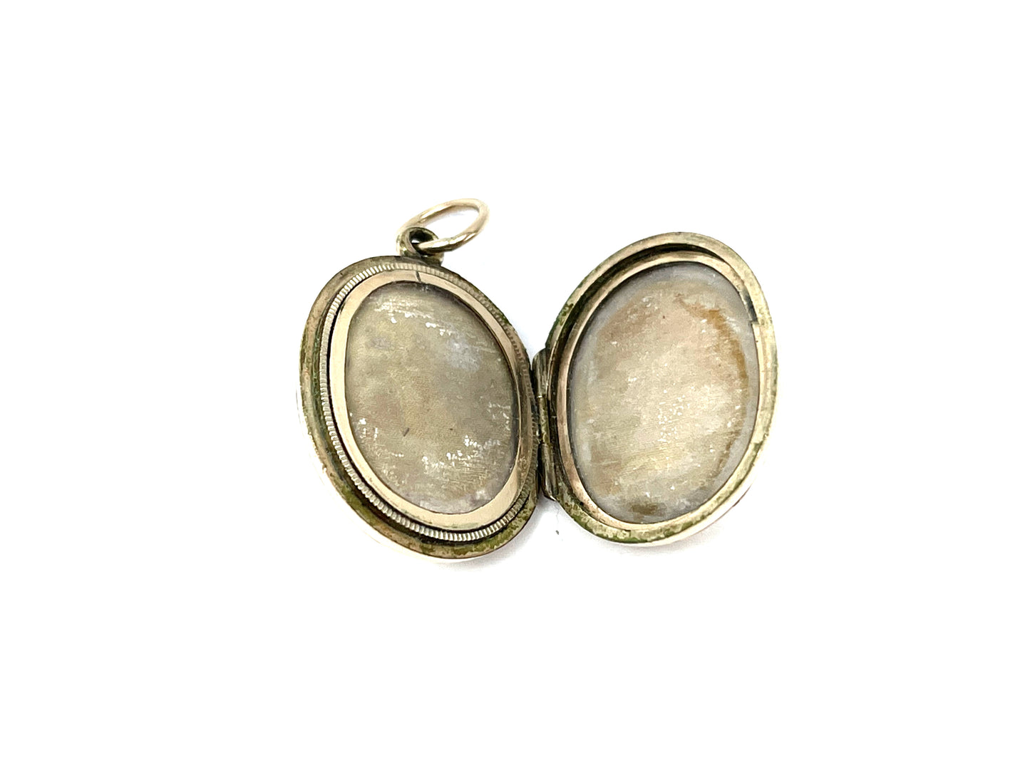 antique-victorian-9ct-gold-locket-c-1880