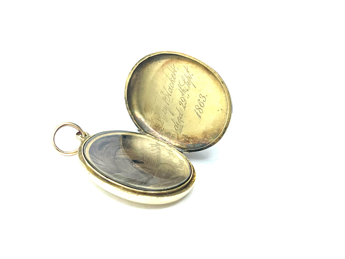 victorian-9ct-gold-mourning-locket-1863