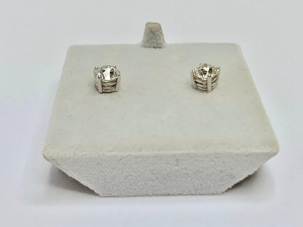 earring