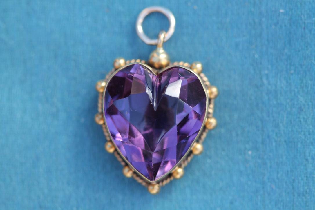 Antique 15ct Gold Amethyst Heart Pendant | Edwardian — view 1