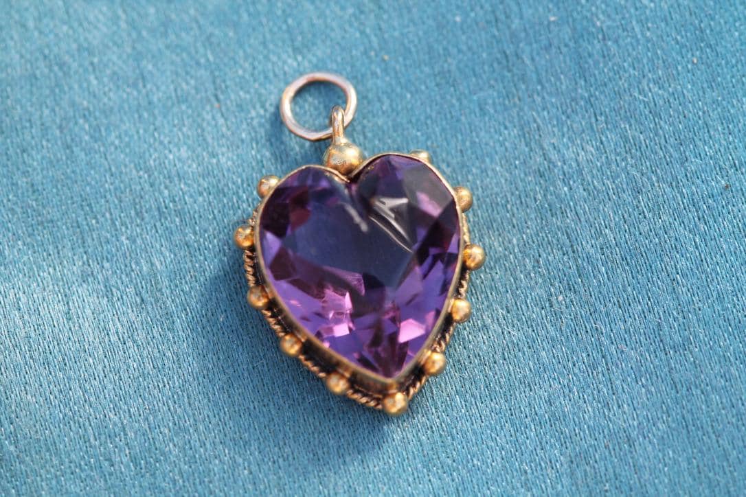 Antique 15ct Gold Amethyst Heart Pendant | Edwardian — view 2