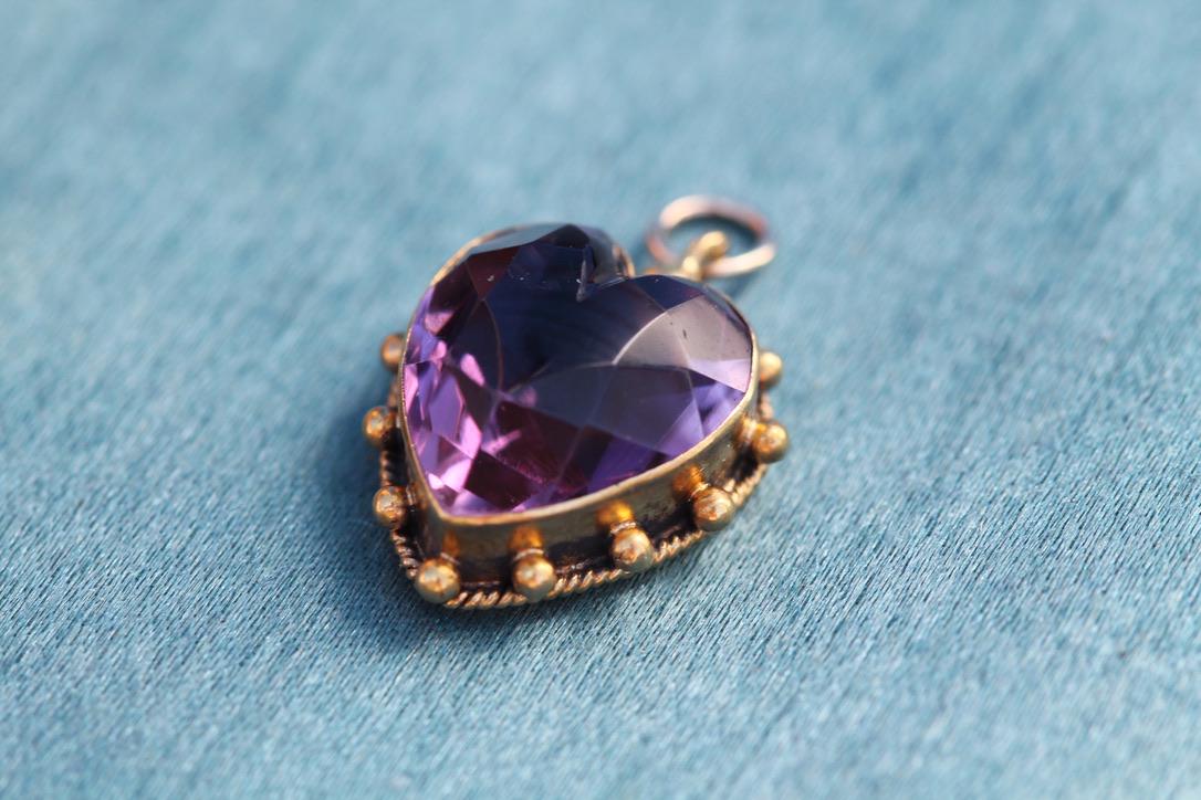 Antique 15ct Gold Amethyst Heart Pendant | Edwardian — view 11