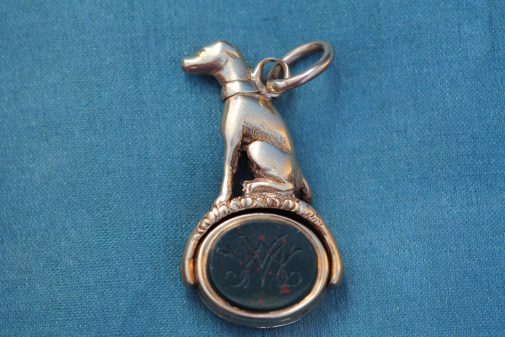 Antique 15ct Gold Greyhound Spinner Fob "Unity" | Bloodstone & Sardonyx c.1890 — view 9