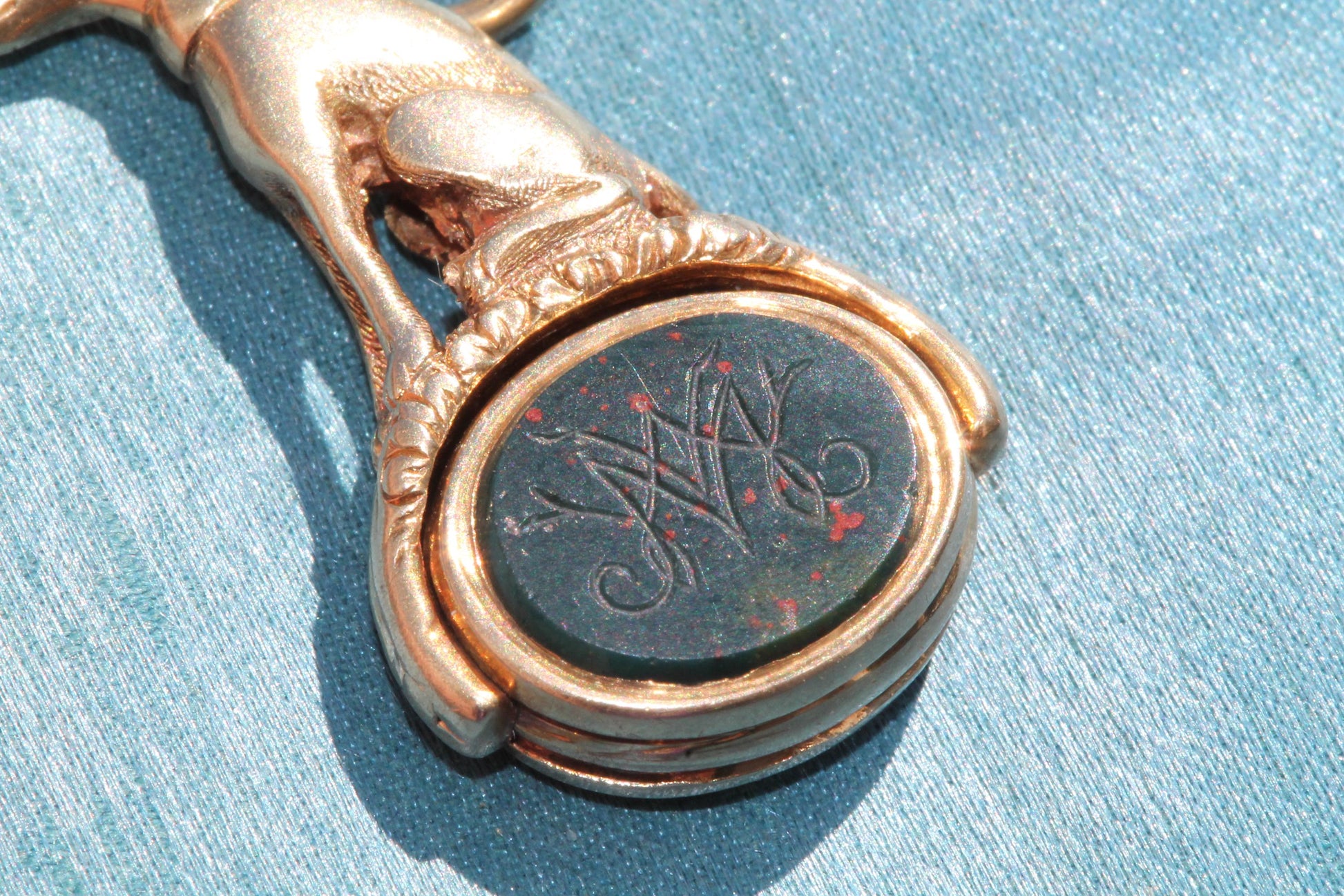 Antique 15ct Gold Greyhound Spinner Fob "Unity" | Bloodstone & Sardonyx c.1890 — view 13