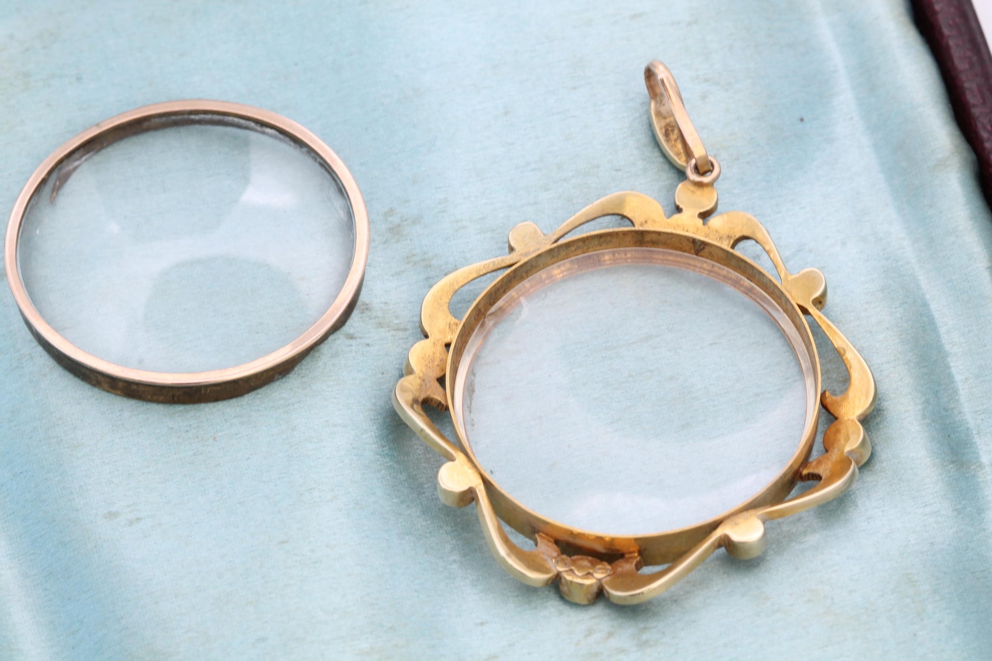 Antique Edwardian 15ct Gold Pearl Locket Pendant | Glass Keepsake c.1905 — view 6