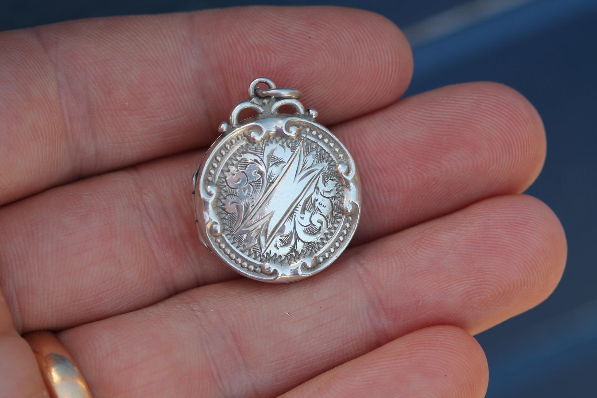 Antique Edwardian Sterling Silver Engraved Locket | 1911 — view 5