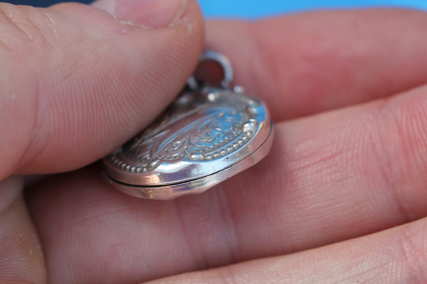 Antique Edwardian Sterling Silver Engraved Locket | 1911 — view 8