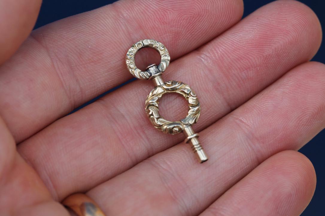 Antique Victorian 15ct Gold Filled Chased Watch Key | c.1860 — view 6