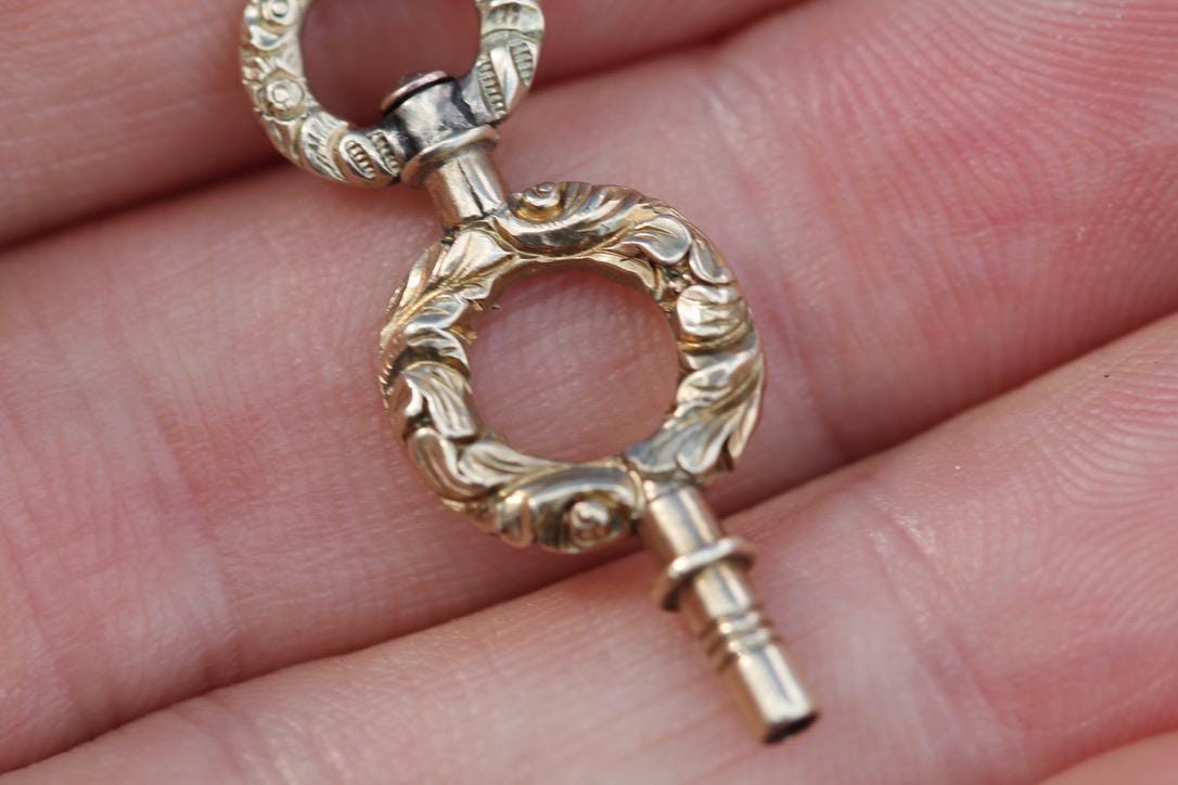 Antique Victorian 15ct Gold Filled Chased Watch Key | c.1860 — view 10