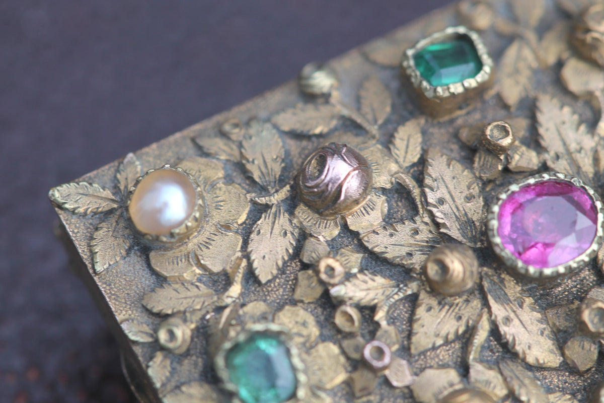 Antique Late Georgian 15ct Gold Ruby Emerald & Pearl Floral Brooch c.1830 — view 14